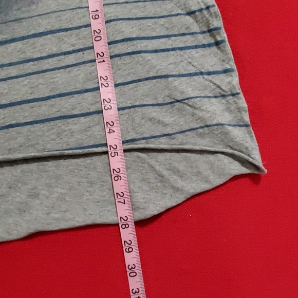 DKNY JEANS Blue Gray Tie Dye graphic print top with sequins Lg. - Picture 7 of 7